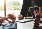 When do you need a tax attorney? The lawyer explained to the client to plan the case.