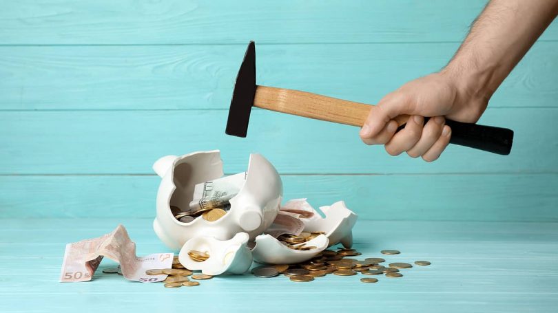 How to Give During the Holidays Without Breaking the Bank