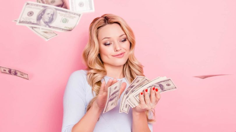 Is That “Sugar Momma” a Scammer?
